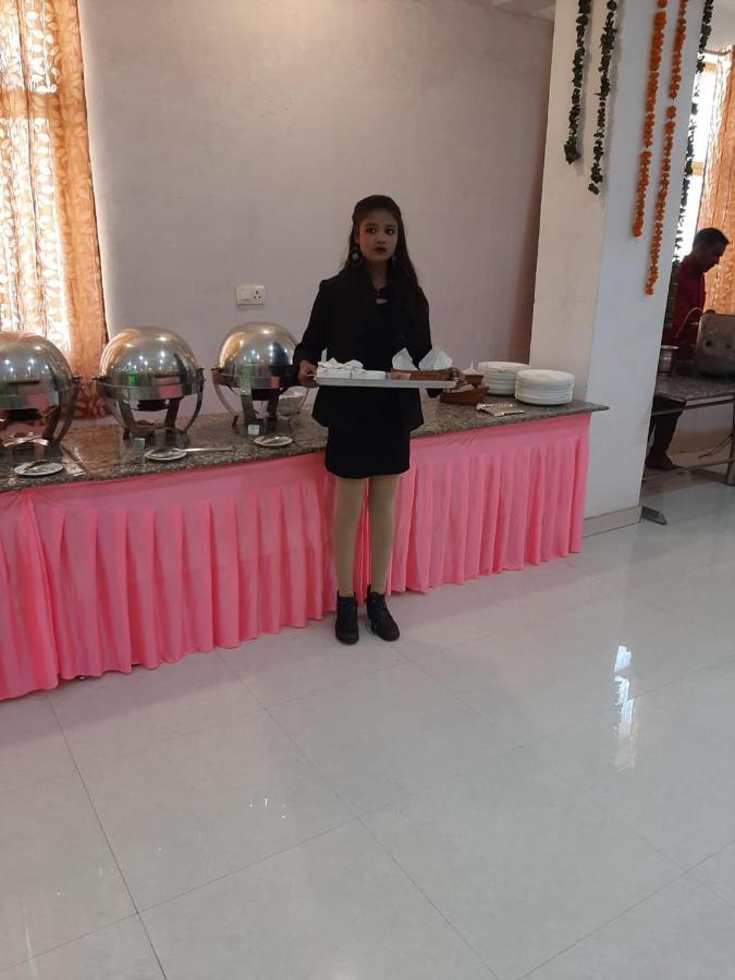 Chandra Palace Hotel 3*